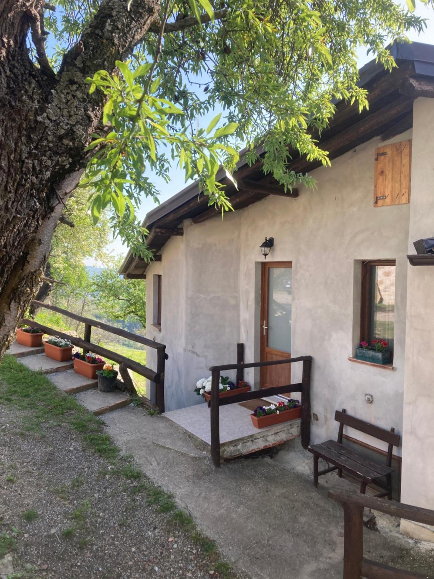 Casa Nella Natura A Bobbio Exterior photo